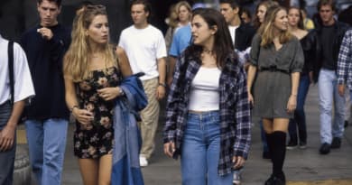10 Fashion Trends That Will Transport You Back to the '90s