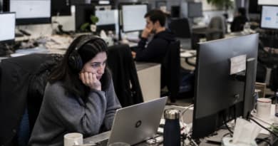 AI’s Hype, Dangers, and Resistance: Monthly Review’s Part III Turns Toward Media, Labor, and Power