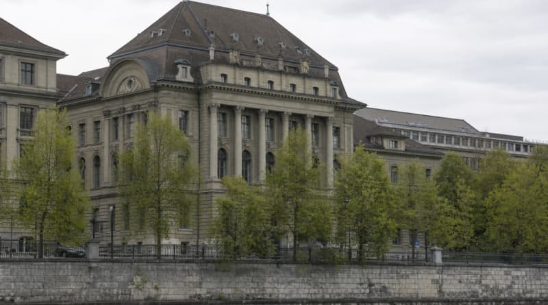 AI Could Push Inflation Higher in the Short Term, Swiss Central Bank Official Warns