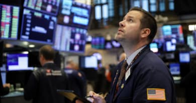 2 Premier AI Stocks Face Up to 63% Downside, Warn Select Wall Street Analysts