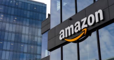 Amazon vs. Microsoft: Which AI-Powered Cloud Giant Is the Better Stock to Buy Now?