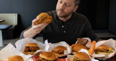 We Tasted 10 Fast-Food Chicken Sandwiches and One Crispy Contender Crushed the Competition