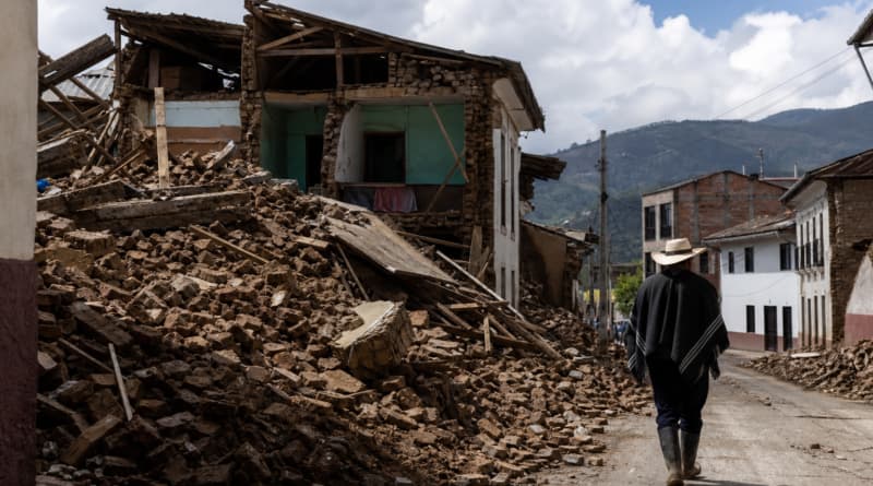 Colombia Urges Trump Administration to Suspend Tariffs After Earthquake Rocks Economy