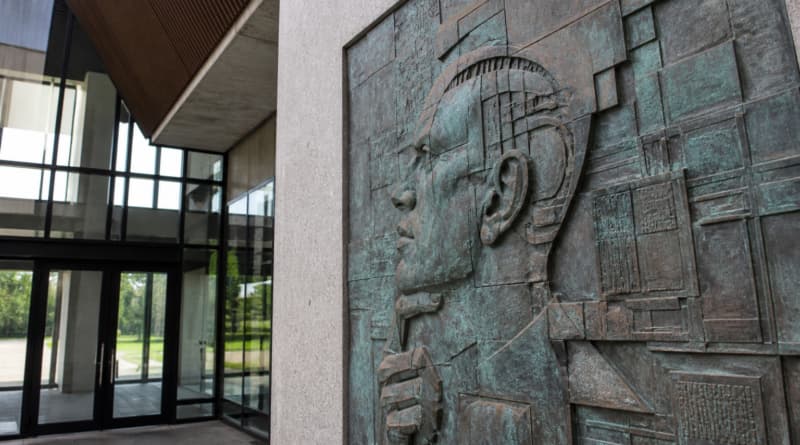 Dartmouth’s ‘AI at 70’ Conference to Revisit the Birth of Artificial Intelligence with a Focus on Human Judgment