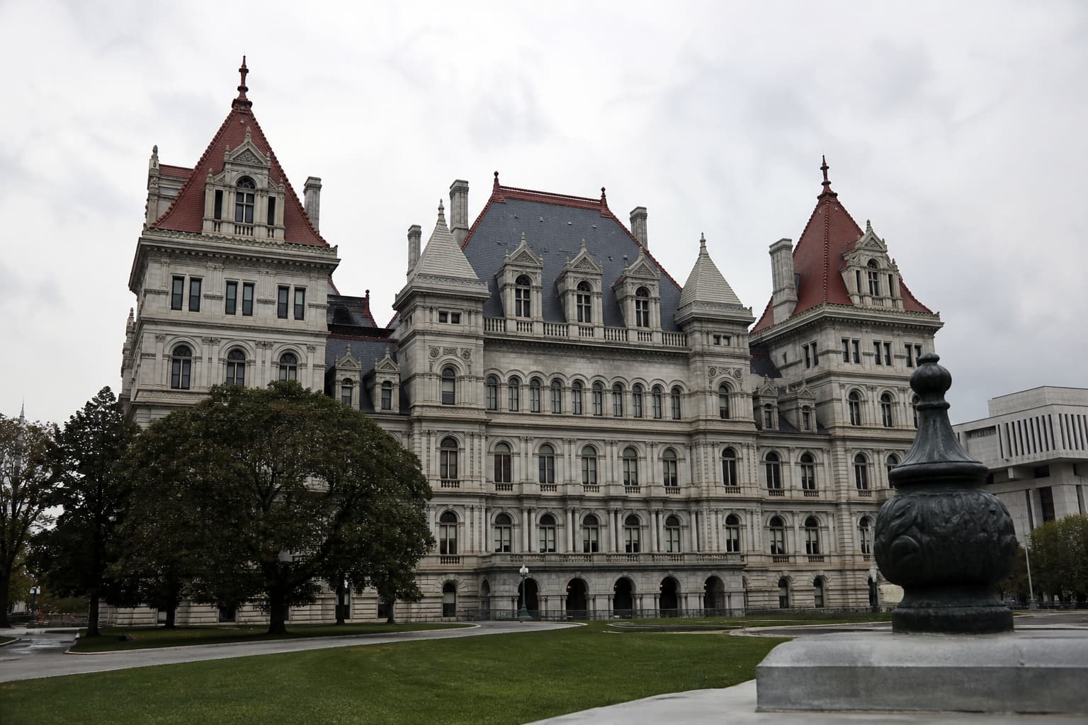 FBI Thwarts Terror Plot Targeting New York State Capitol in Albany
