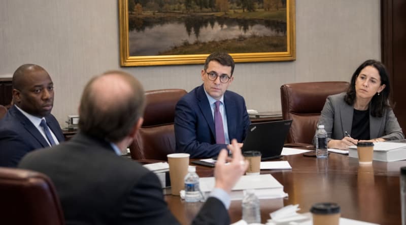 The Fed Confronts AI as a Powerful New Economic Force