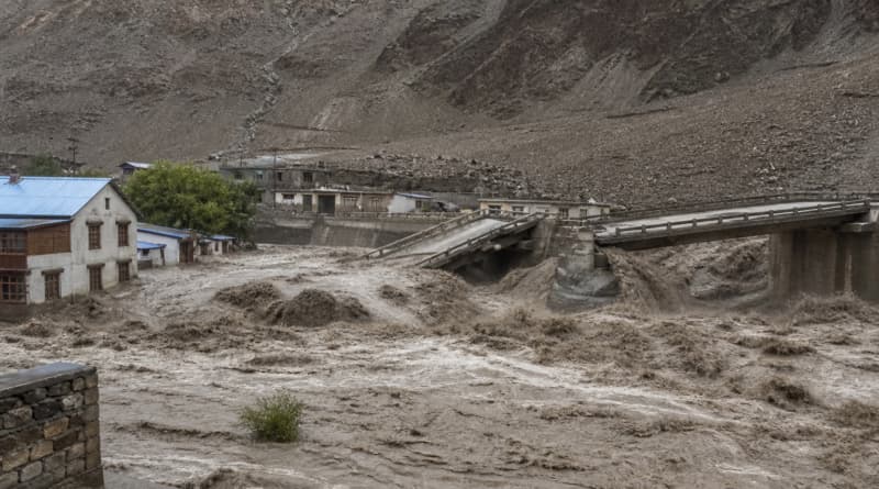 Himalayan Flash Floods: Terrifying Videos Show Walls of Water Destroying Nepal-Tibet Border Towns