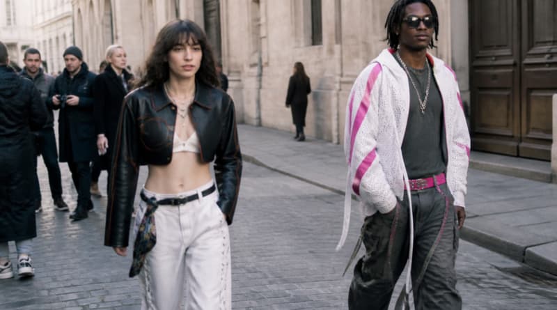 Gen Z-ers Dress Like They’ve Never Worn Clothes Before: The End of Readable Fashion
