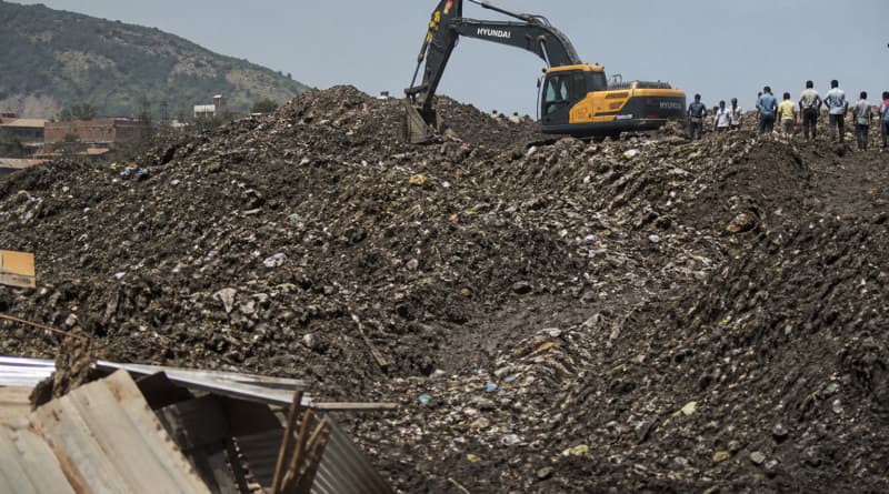At Least 22 Killed in Conakry Landfill Collapse as Rescuers Search for Survivors