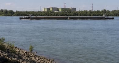 Hungary to Sink Two Danube Barges to Secure Cooling at Paks Nuclear Plant