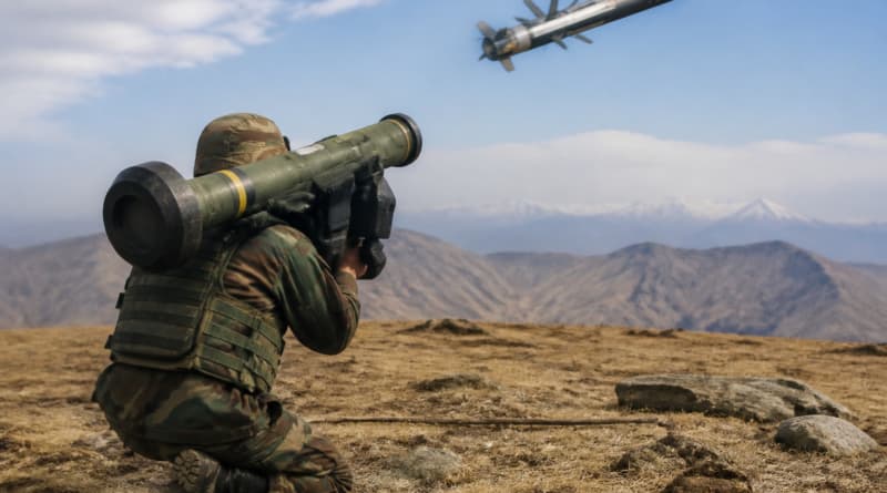 India Signs Deal with U.S. to Purchase Javelin Anti-Tank Missile Systems