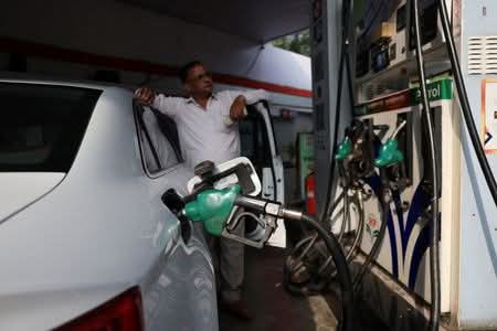 Exclusive-Indian Carmakers’ Emails Reveal Fuel Contamination Fears Ahead of Public Reassurance