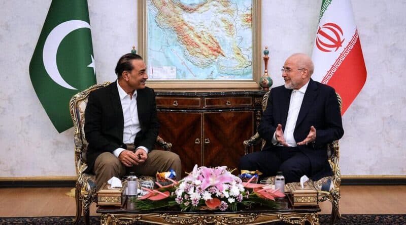 Iran Warns of Harsh Response Over U.S. Sanctions Campaign