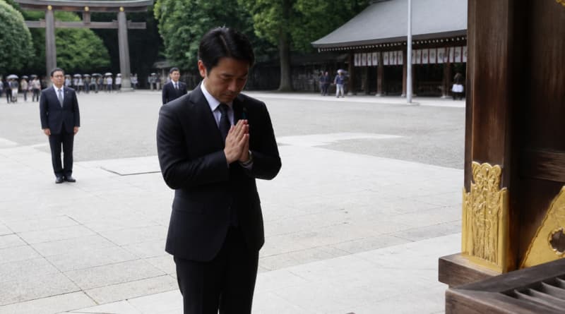 Japan Defense Minister Visits Yasukuni Shrine on WWII Surrender Anniversary, Reigniting Regional Tensions