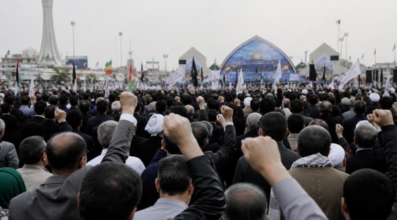 Iran's Supreme Leader Khamenei Urges Muslim Countries to Unite Against US and Israel