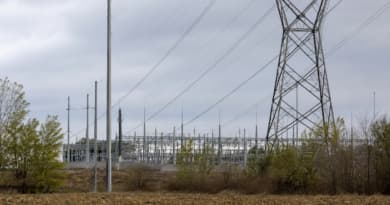 Oracle Drops Lawsuit Over $4 Billion Wisconsin Power Transmission Cost Dispute