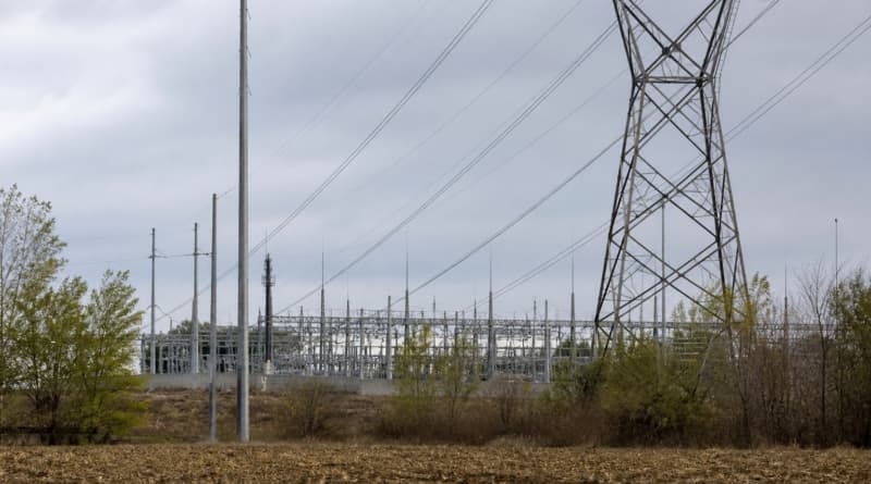 Oracle Drops Lawsuit Over $4 Billion Wisconsin Power Transmission Cost Dispute