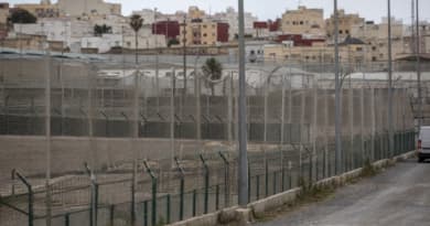 Spain ignored Ceuta warnings before 70,000-strong migrant rush, border unions say