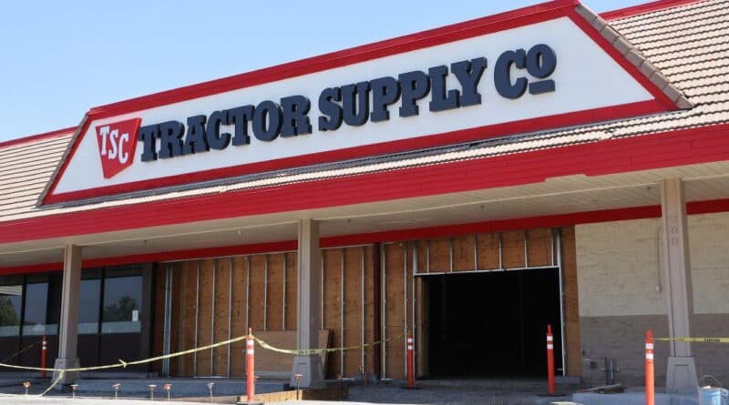 Tractor Supply Co. Turns Vacant Rite Aid into First Bend Store