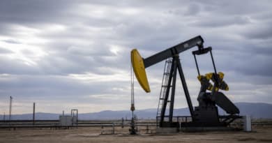 Trump Declares ‘Historic’ Deal to Seize Control of 65 Billion Barrels of Venezuelan Oil