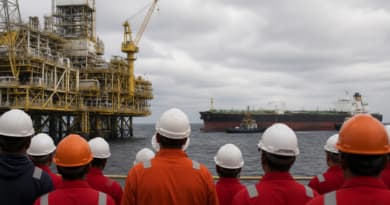 Trump Claims ‘Biggest Oil Deal in World History’ with Venezuela, Securing Majority Control of 65 Billion Barrels