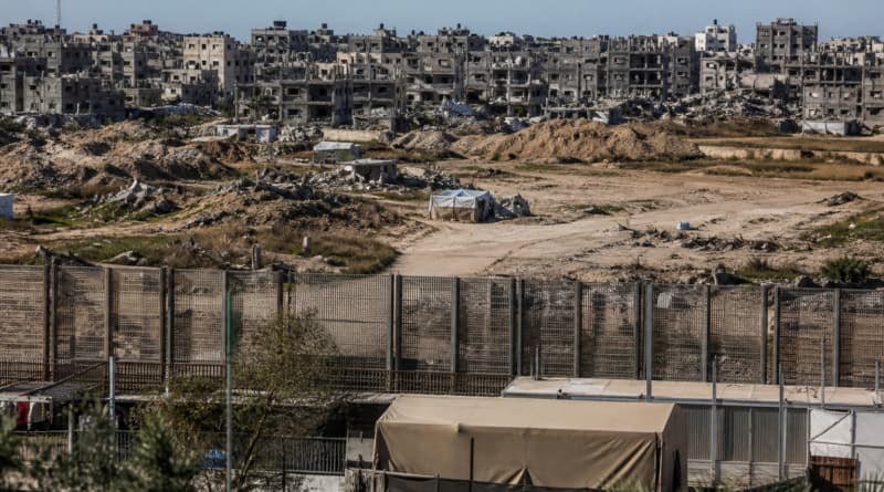 UK warns Israel against removing British officials from Gaza ceasefire coordination center