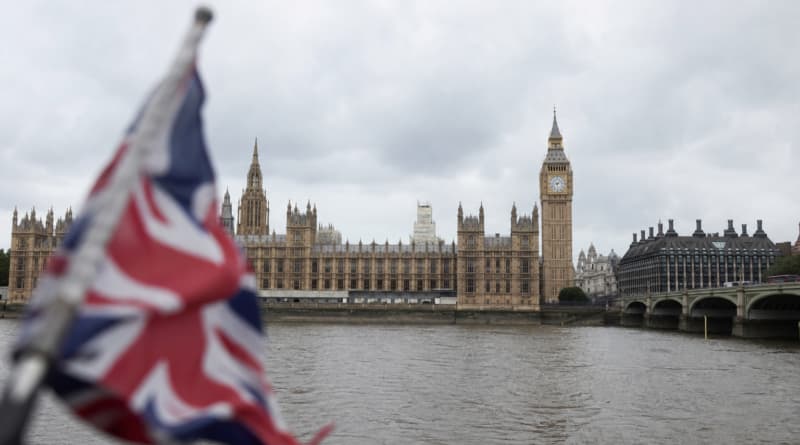 UK Says Support for Ukraine Is '100%' After Russia's Drone Warning