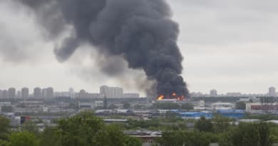 Massive Ukrainian Drone Strike Kills Six in Russia, Sets Warehouse Ablaze Near Moscow