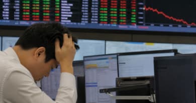 World shares mostly decline as heavy selling hits AI-related stocks