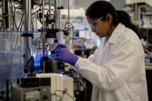 AI-Driven System Promises Self-Improving Polymer Discovery Pipeline