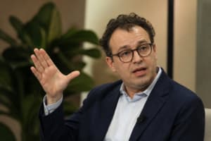 Anthropic CEO seeks immediate slowdown on AI