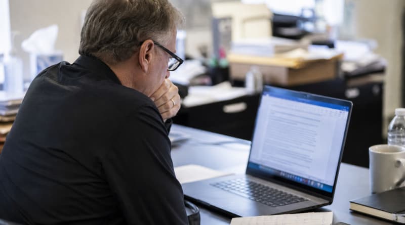 Columnist Bill White Shares ‘Different Perspective’ on AI Through Reader Letters