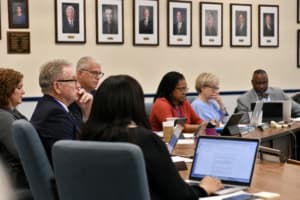 Frederick County School Board to Review New Policy Allowing Student AI Use