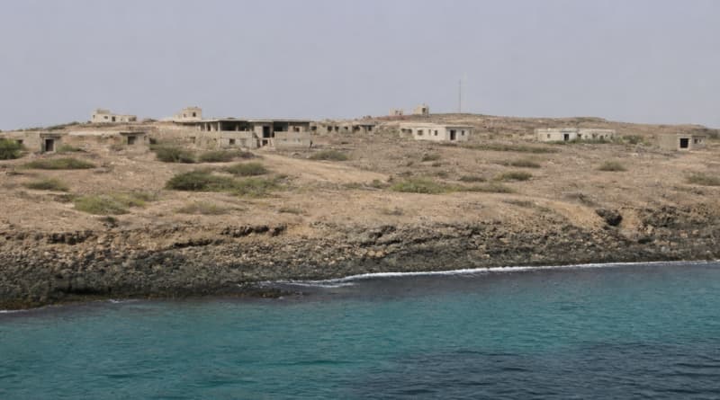 Yemen’s Houthis Seize Strategic Red Sea Islands, Raising Global Shipping Fears