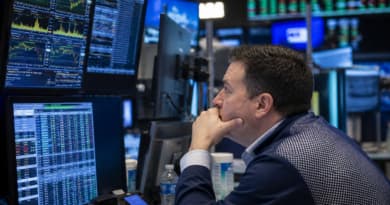 AI Stock Bargain? One ‘Magnificent’ Play Still Priced Under $25 as Market Hits New Highs