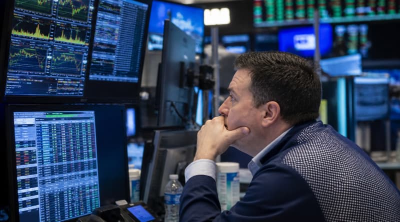 AI Stock Bargain? One ‘Magnificent’ Play Still Priced Under $25 as Market Hits New Highs
