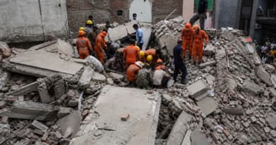 Death Toll Rises to 6 as Rescuers Scour Rubble After New Delhi Building Collapse