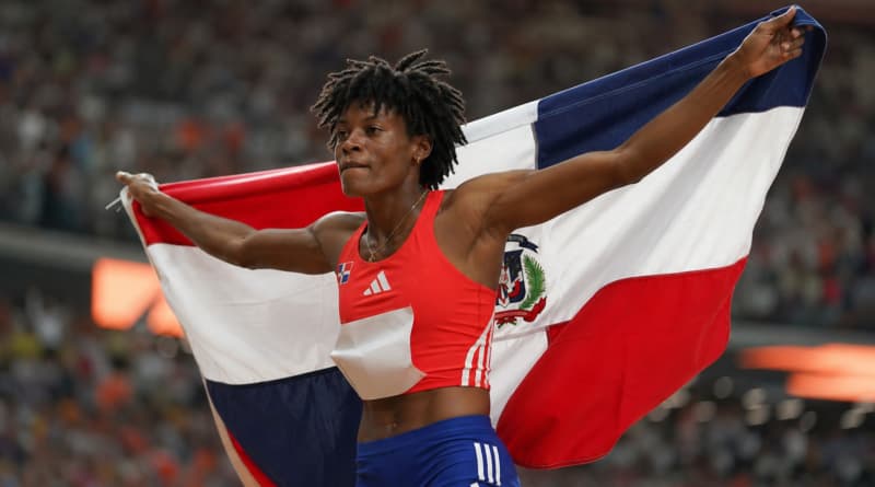 Marileidy Paulino Caps Perfect Season with Ultimate 400m Title in Budapest