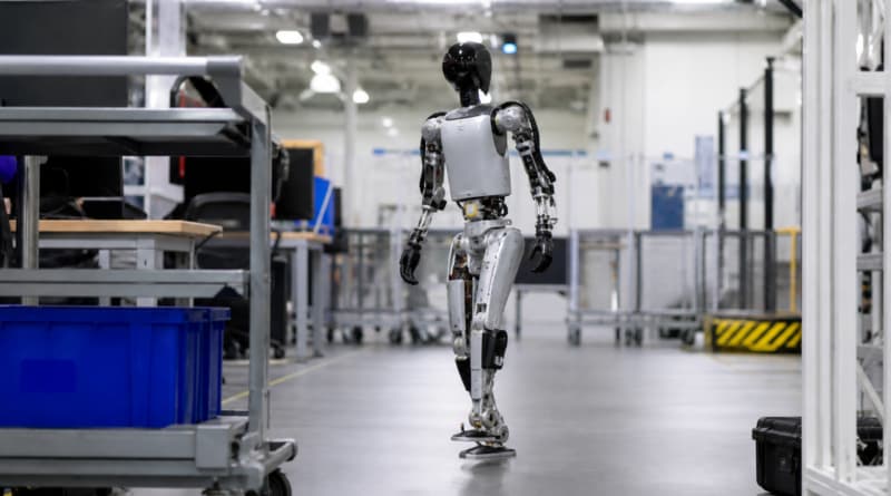 Beyond the Code: 3 Stocks Building the Physical AI Era for Growth Investors