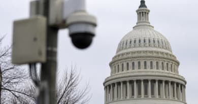 Democrats Sound Alarm Over 'Catastrophic Risk' of AI as Policy Fight Intensifies