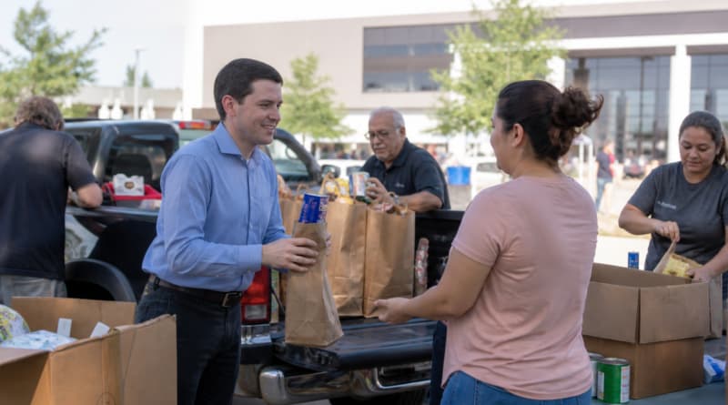 As Texas GOP Gathers in Dallas, James Talarico Launches ‘Love Thy Neighbor’ Food Drive to Spotlight High Prices