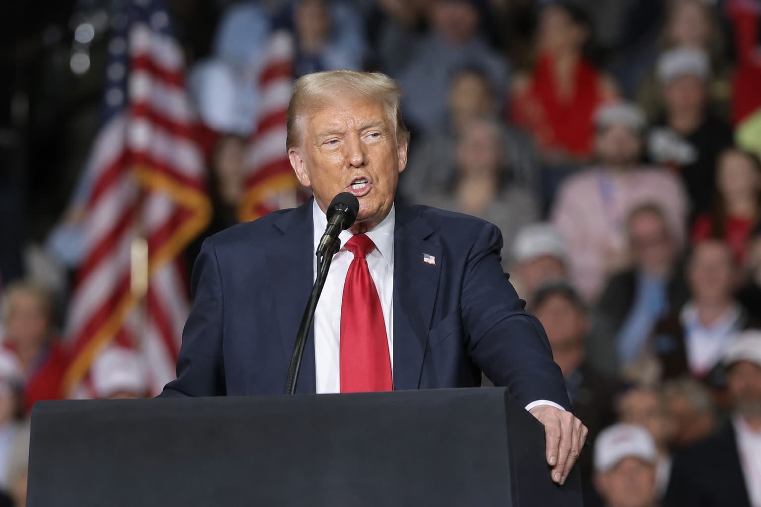 Trump Headlines First-Ever GOP Midterm Convention in Dallas as Republicans Rally for November