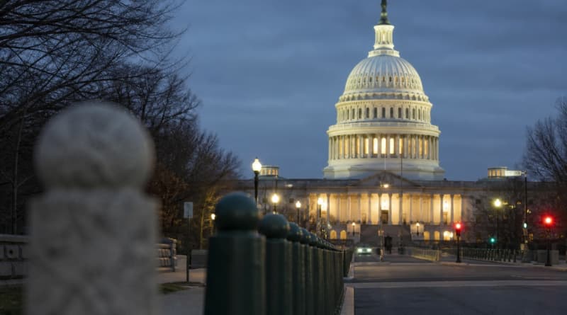 Trump Aides Push for ‘Quiet’ Iran War Before Midterms, Signal Escalation After Vote